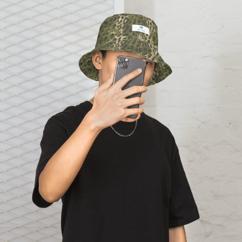 Rev-bucket hat Leo-camo